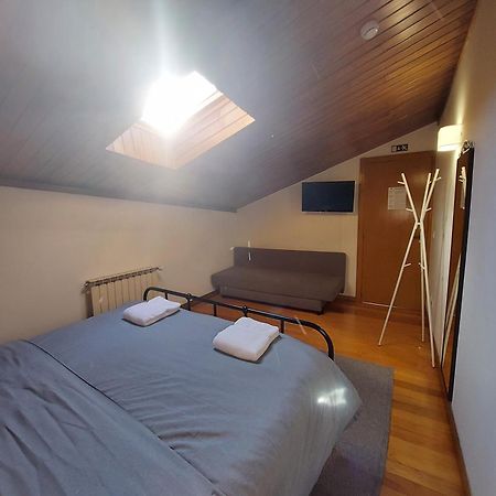 Guest House Sir Manuel - Unidade Senhora A Branca Брага Екстериор снимка